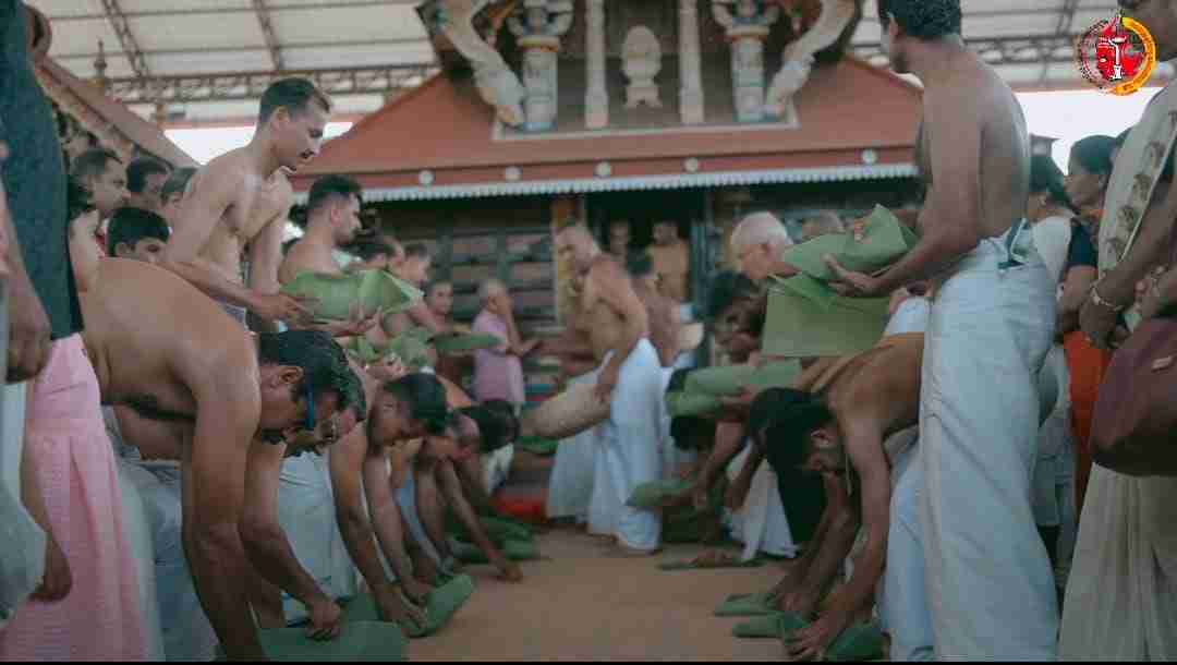 കോക്കാട് മുച്ചിലോട്ട് ഭഗവതി ക്ഷേത്രം പത്താമുദയം;  ഉദയാസ്തമയപൂജ നടന്നു image
